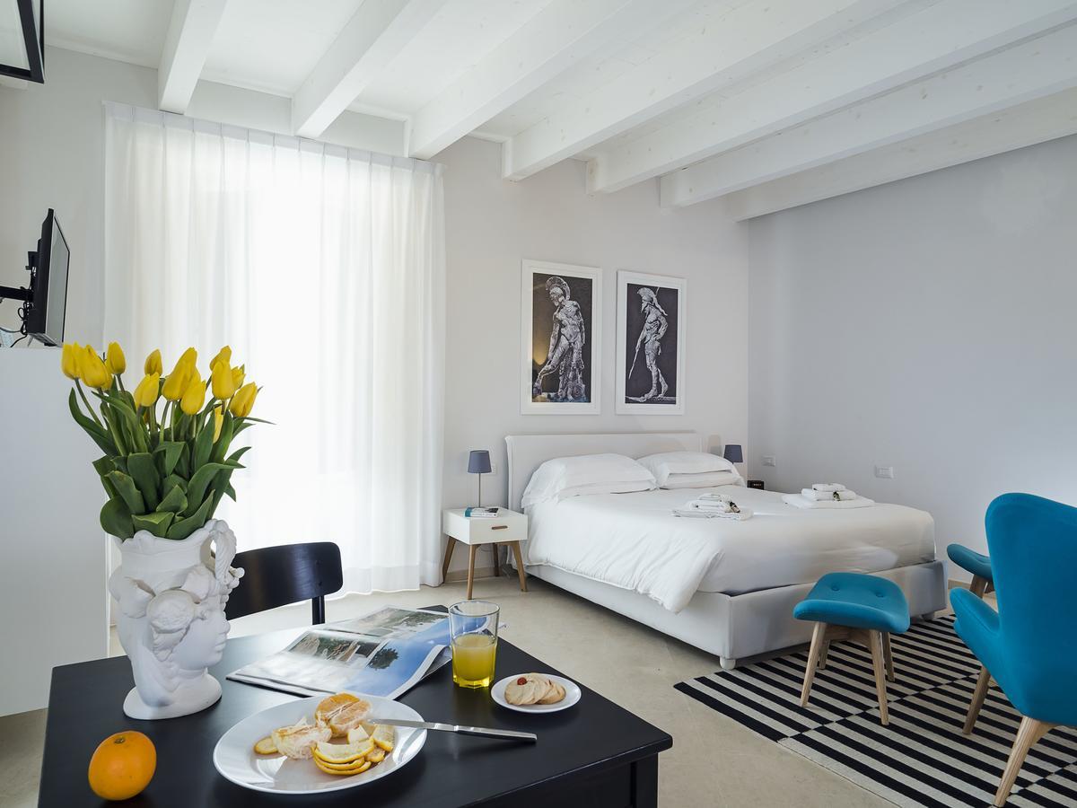 Re Federico Boutique 3*
